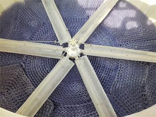 闭式冷却塔里面的平衡管、风机与侧风机的作用是什么