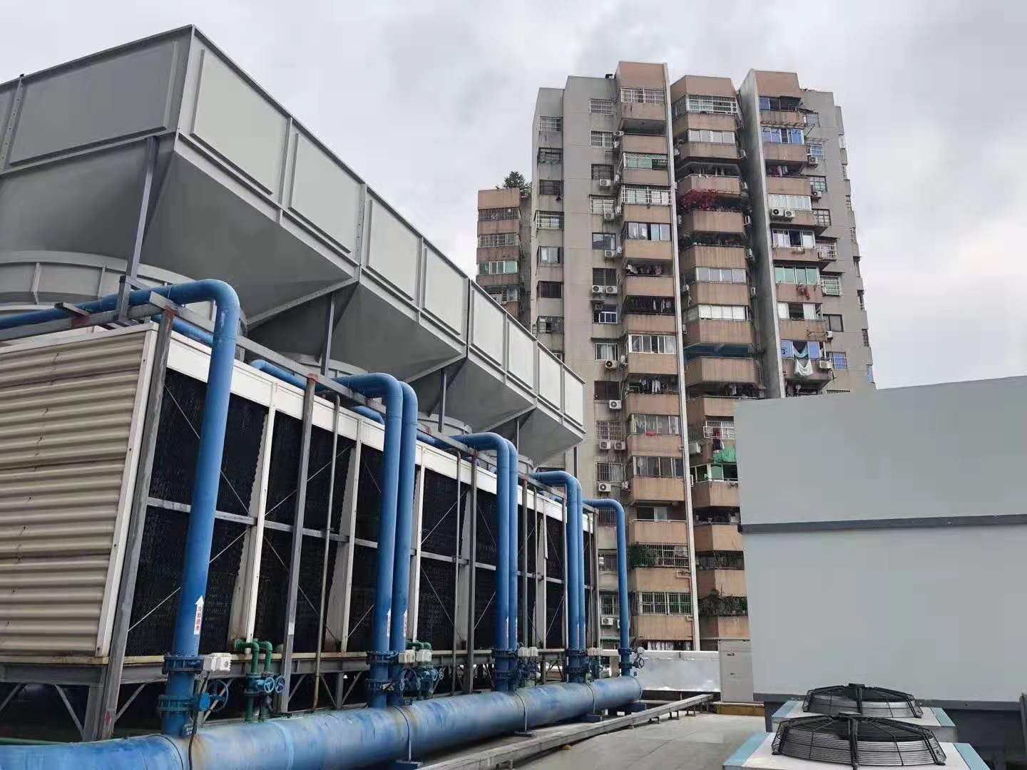 中?；酚畛抢淙此肷卫戆咐阂蟆?0dB（A）